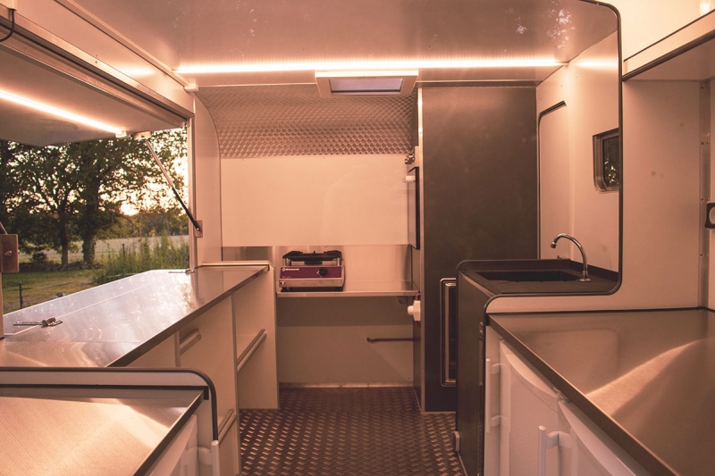 Caravane vintage bar et tapas