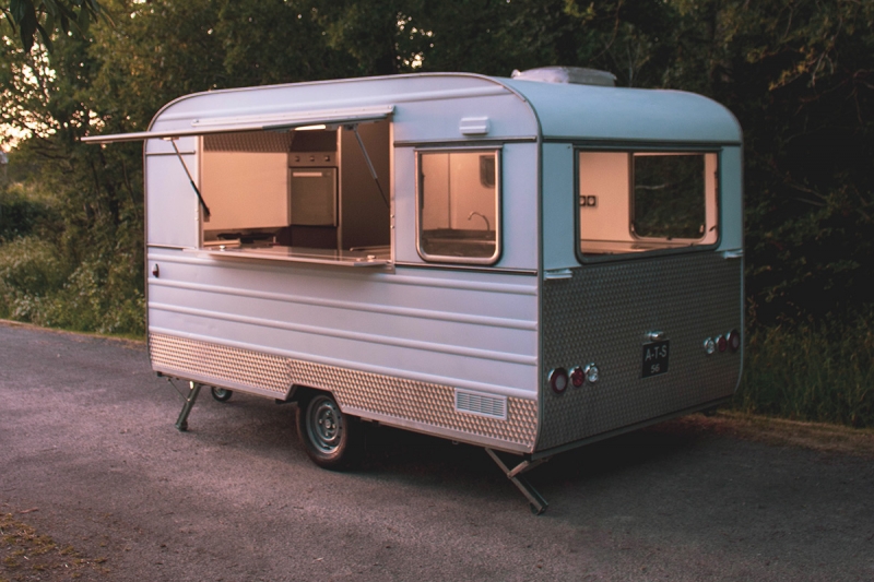 Caravane vintage bar et tapas
